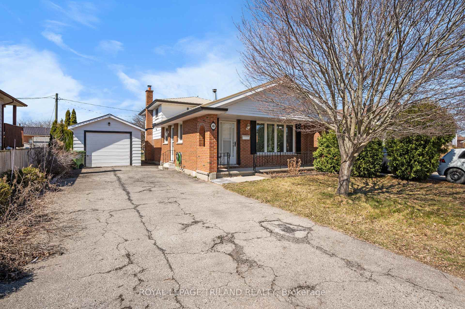 Photo 2 of 65 Manor Road, St. Thomas — HOMEH