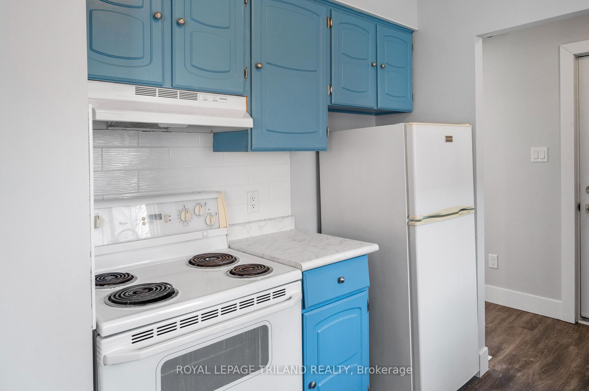 Photo 12 of 65 Manor Road, St. Thomas — HOMEH