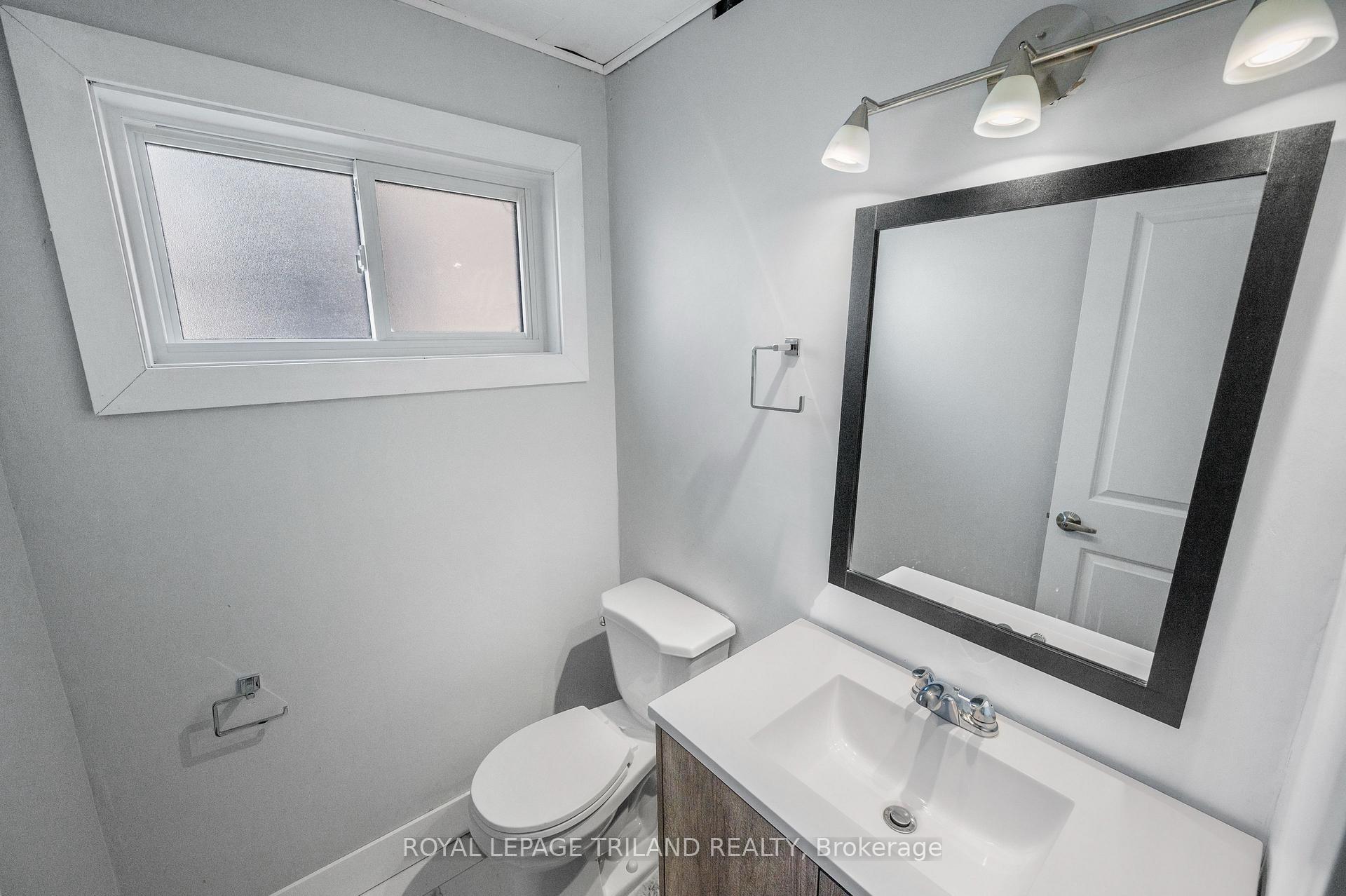 Photo 15 of 65 Manor Road, St. Thomas — HOMEH