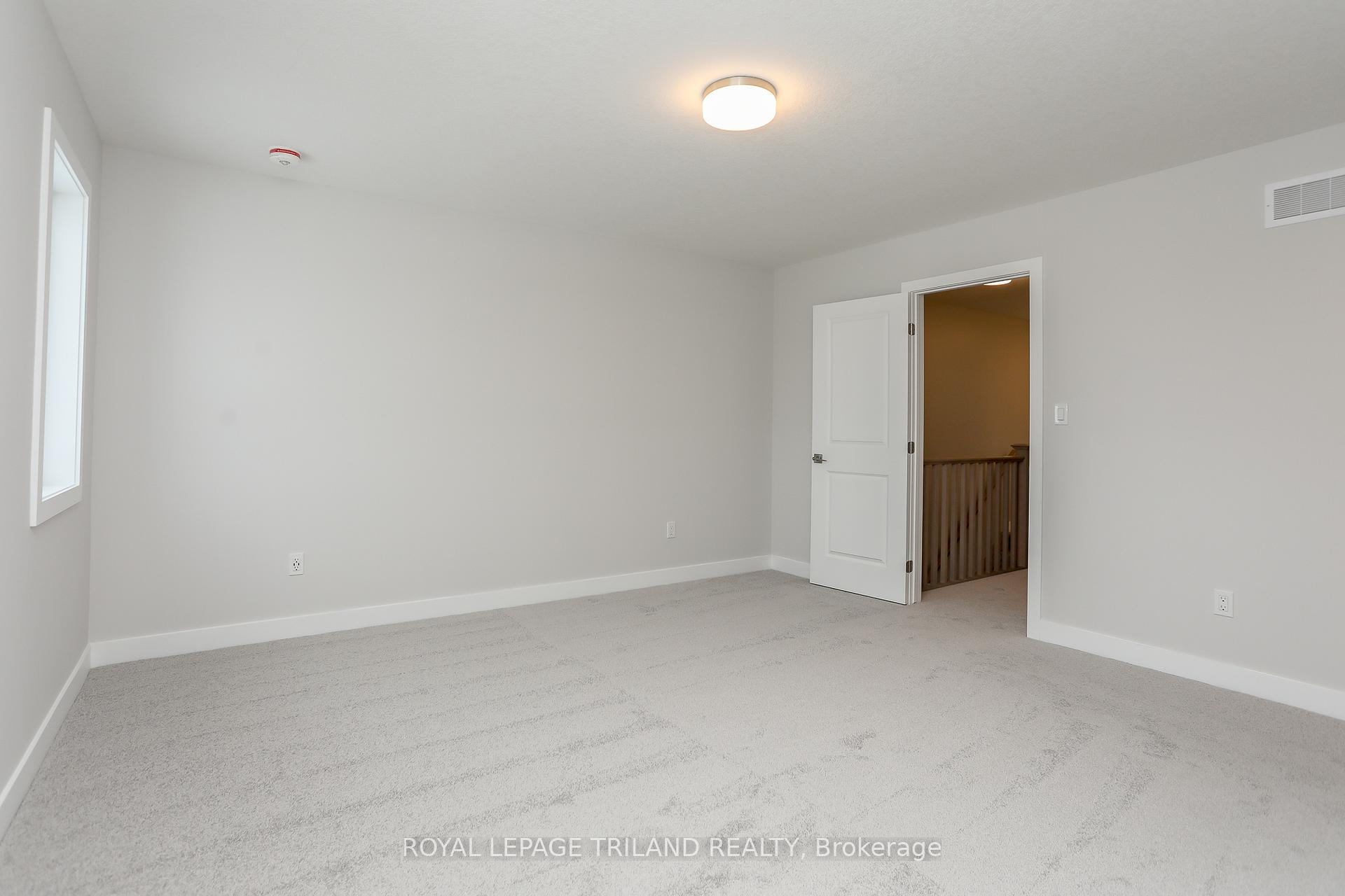 Photo 20 of 85 Empire Parkway, St. Thomas — HOMEH