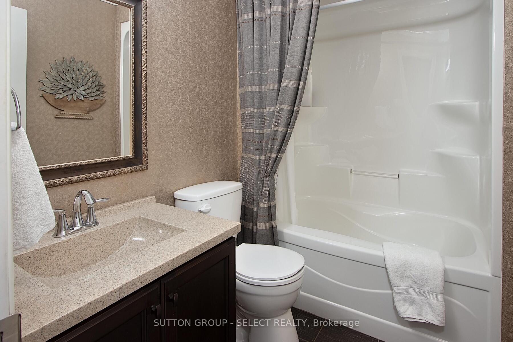 Photo 15 of 70 Shaw Valley Drive, St. Thomas — HOMEH