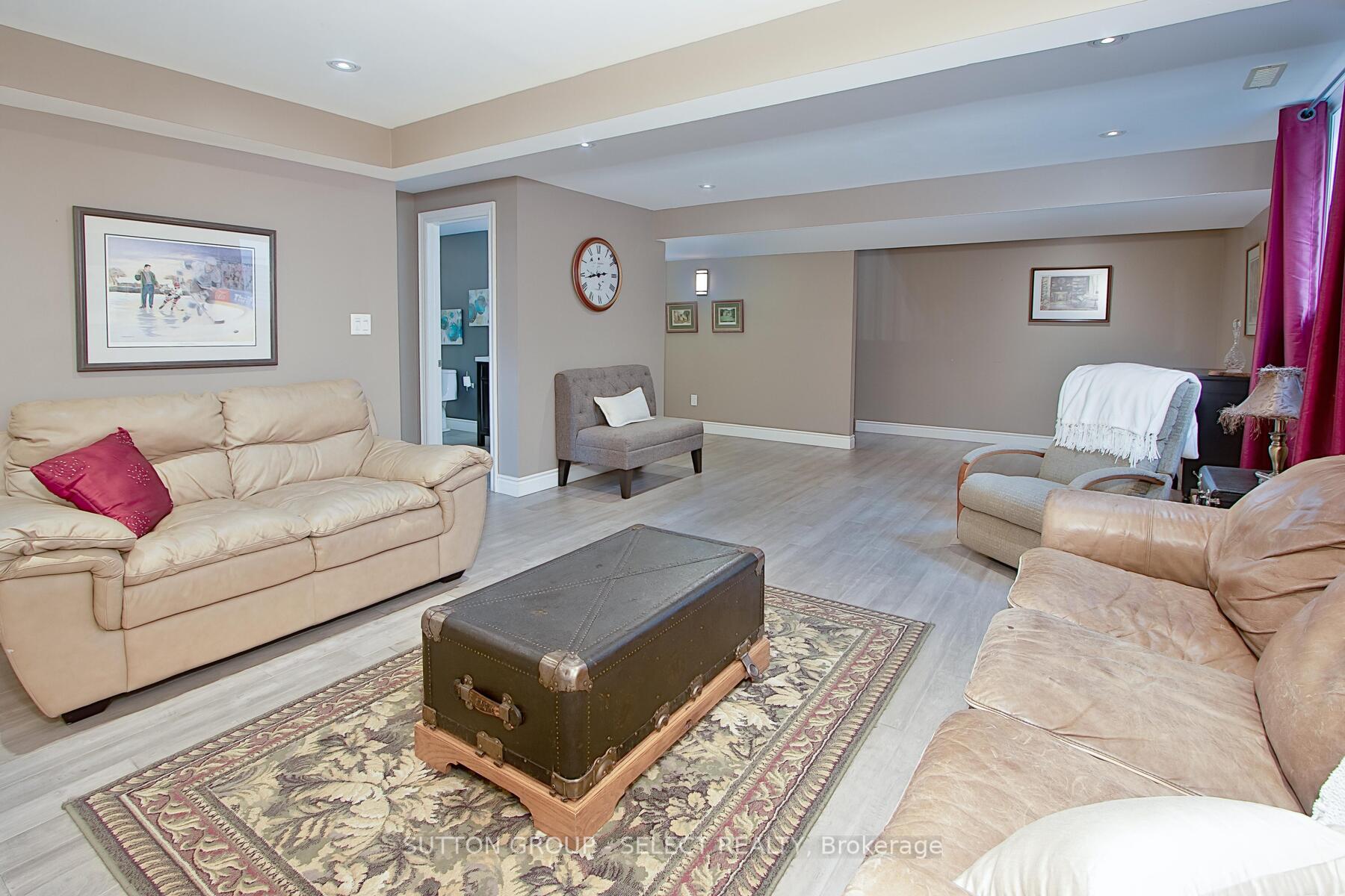 Photo 24 of 70 Shaw Valley Drive, St. Thomas — HOMEH