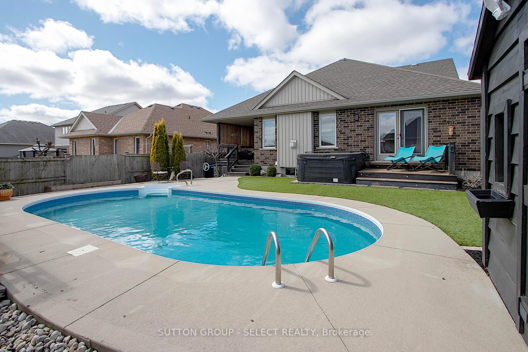 Photo 34 of 70 Shaw Valley Drive, St. Thomas — HOMEH