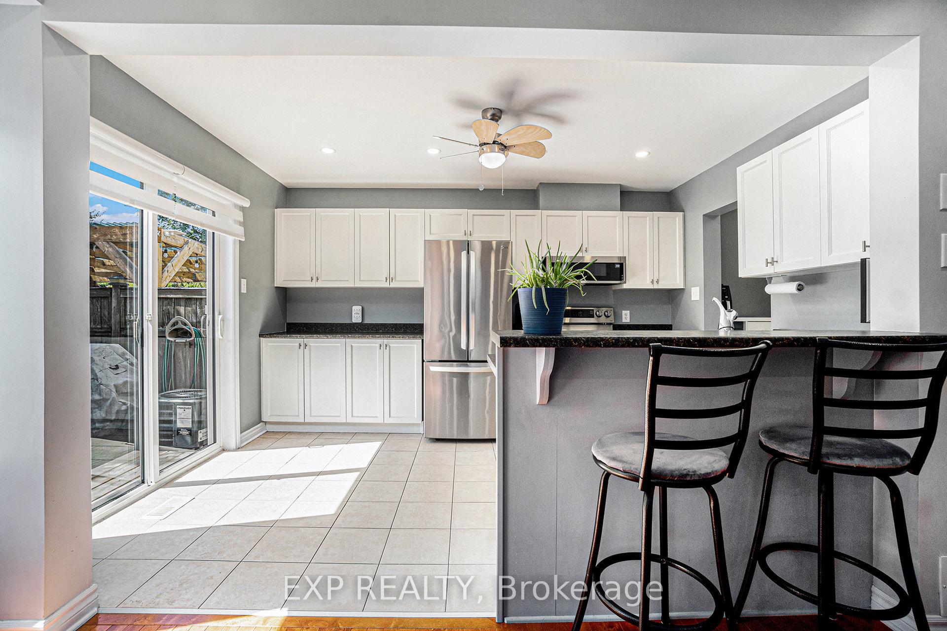 Photo 7 of 502 Rosehill Avenue, Ottawa, Stittsville (North) — HOMEH