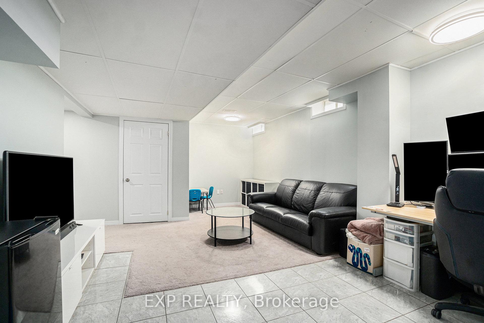 Photo 18 of 502 Rosehill Avenue, Ottawa, Stittsville (North) — HOMEH