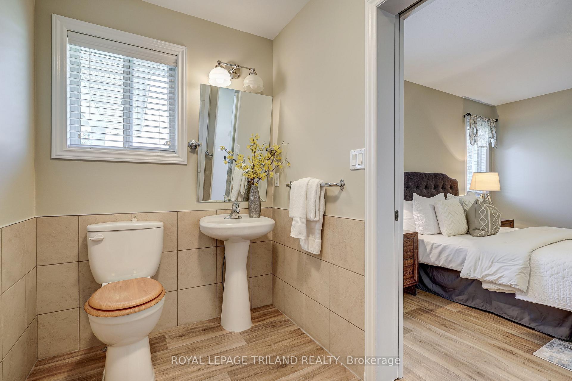 Photo 9 of 48 Ambleside Drive, St. Thomas — HOMEH
