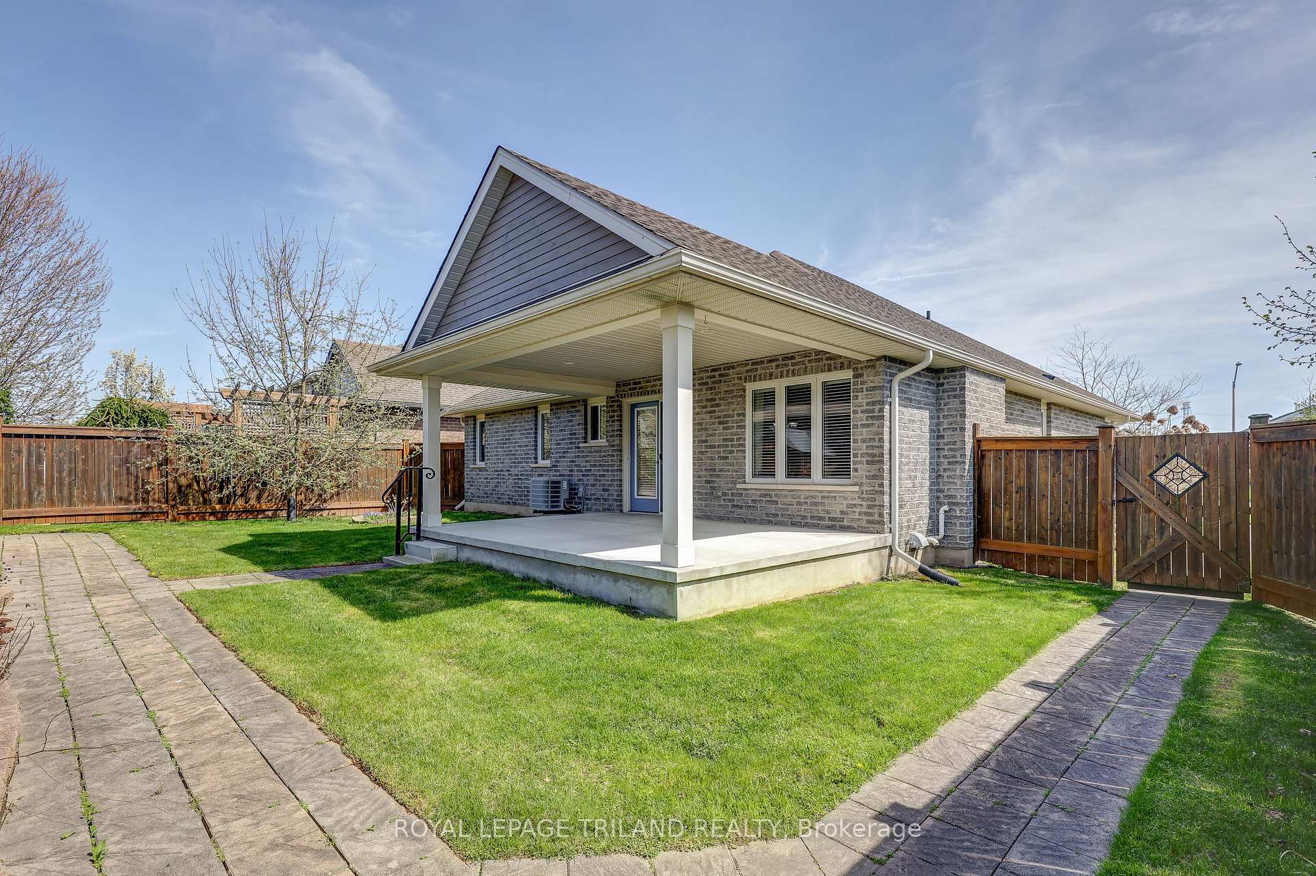 Photo 28 of 48 Ambleside Drive, St. Thomas — HOMEH