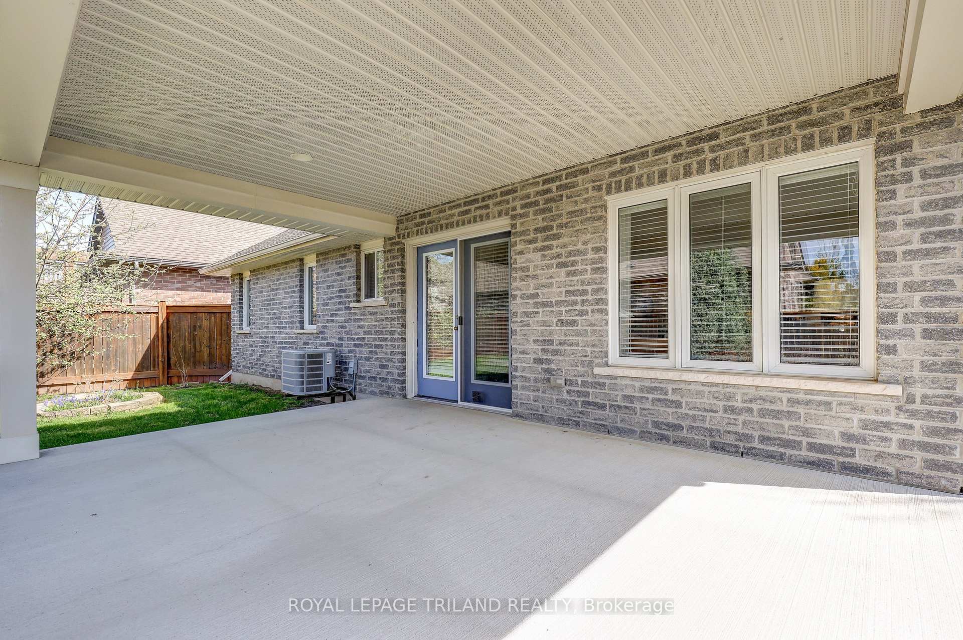 Photo 29 of 48 Ambleside Drive, St. Thomas — HOMEH