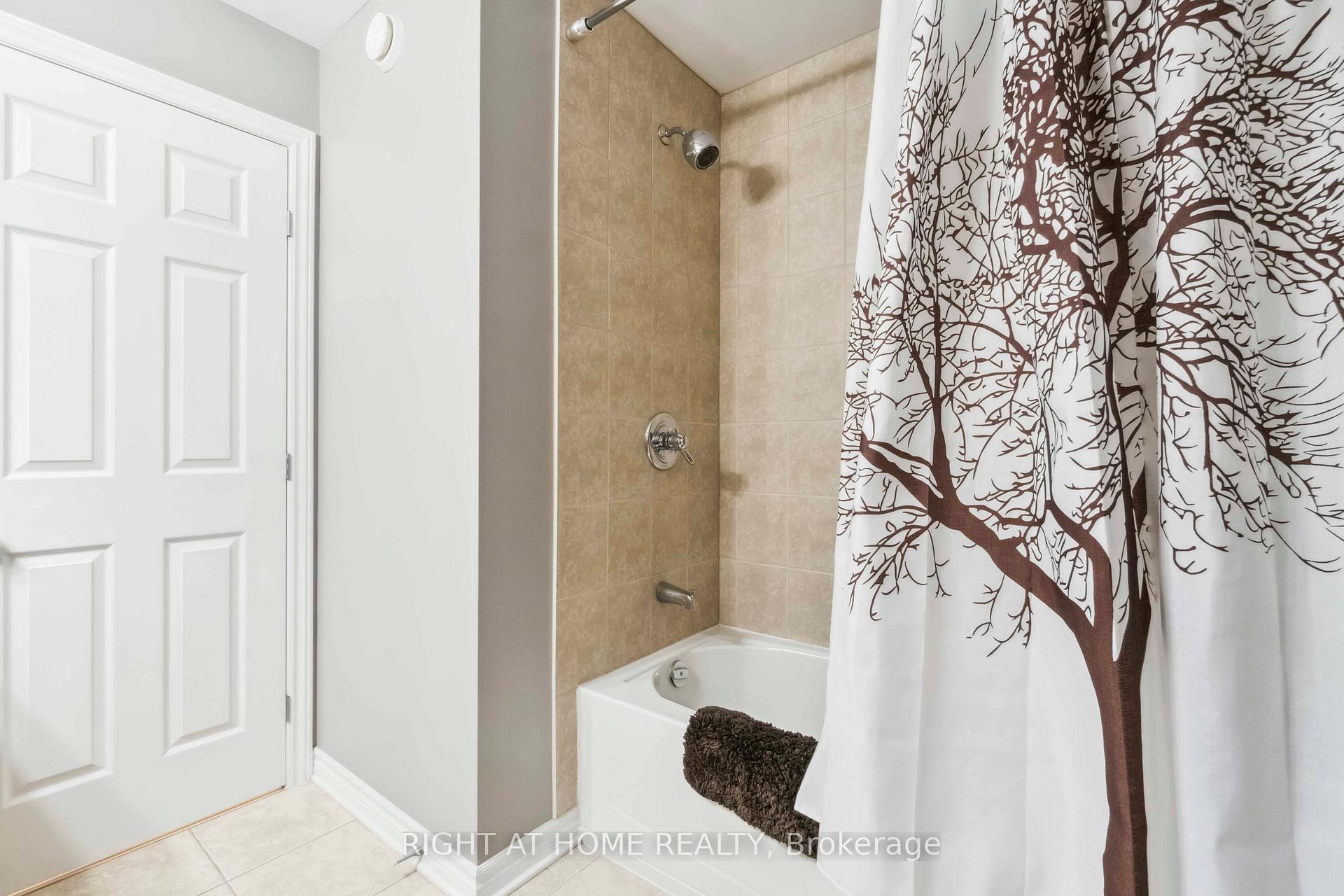 Photo 20 of 163 Mojave Crescent, Ottawa, Stittsville (North) — HOMEH