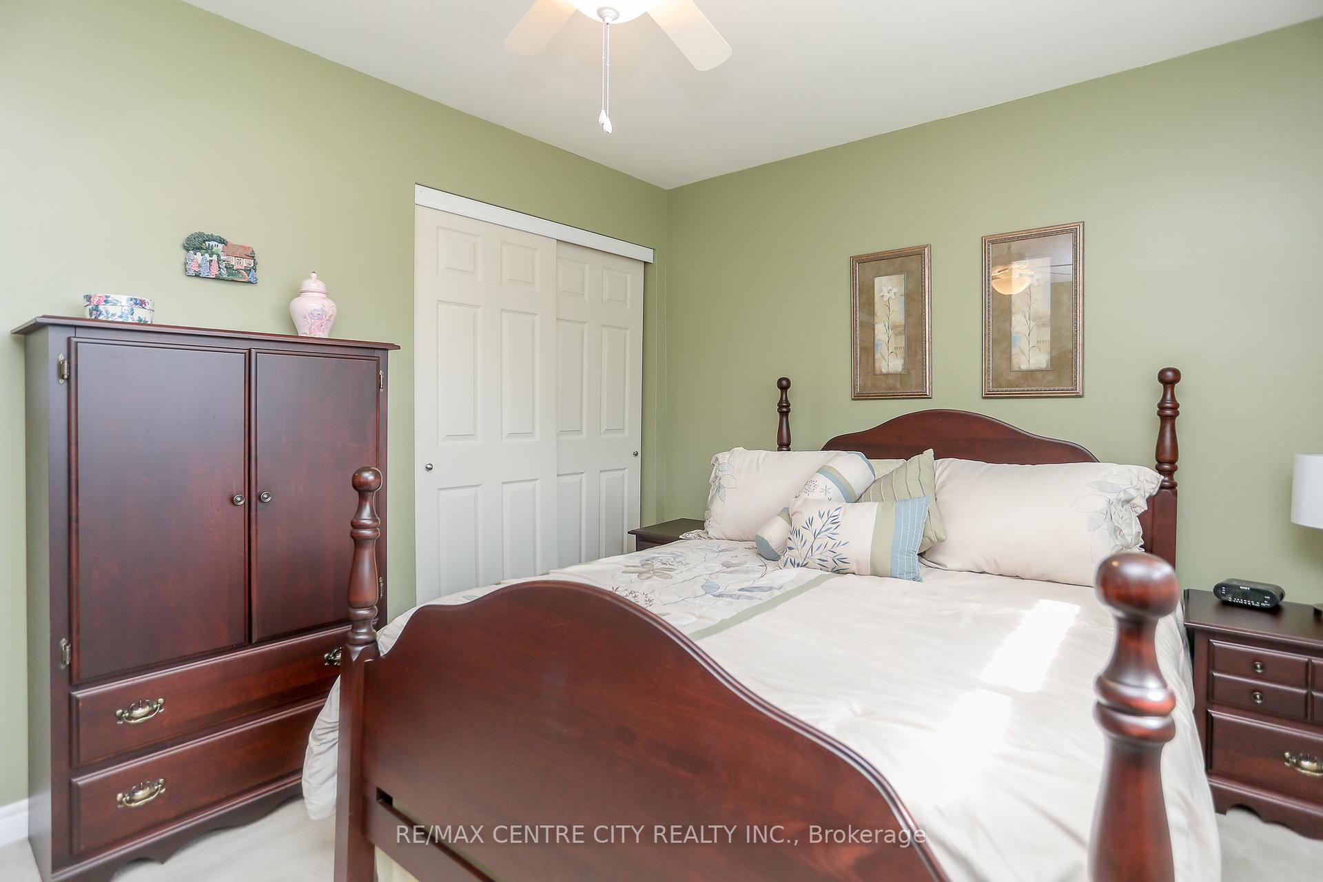 Photo 22 of 90 Lawrence Avenue W, St. Thomas — HOMEH