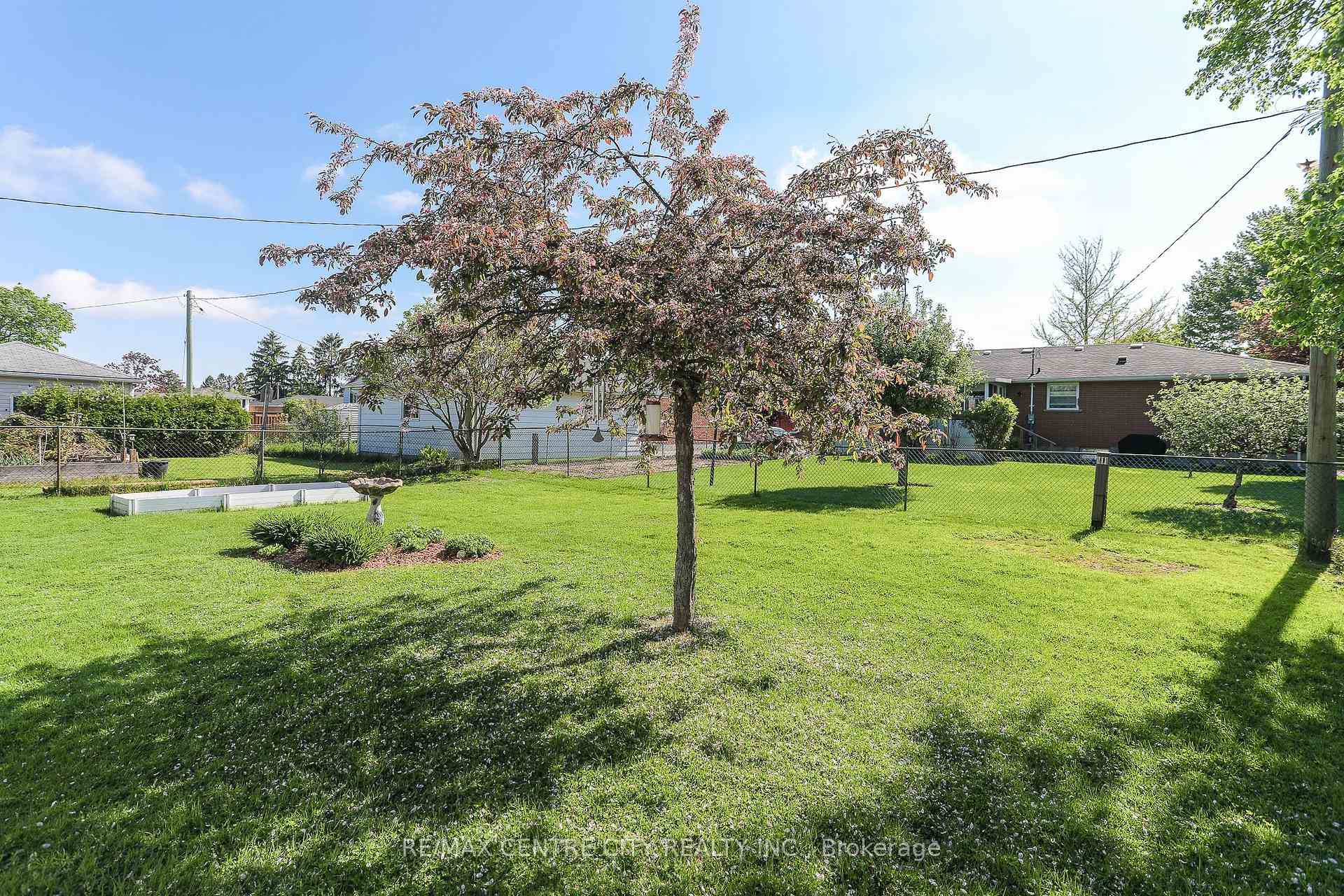 Photo 42 of 90 Lawrence Avenue W, St. Thomas — HOMEH