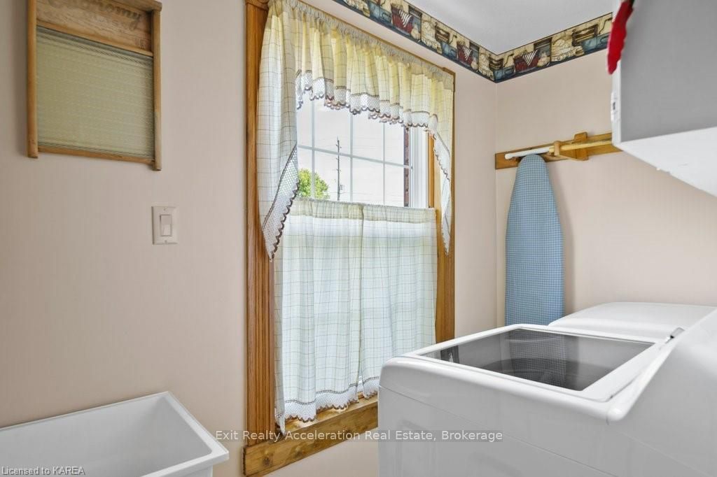 Photo 17 of 923 County Road 1 E, Stone Mills — HOMEH