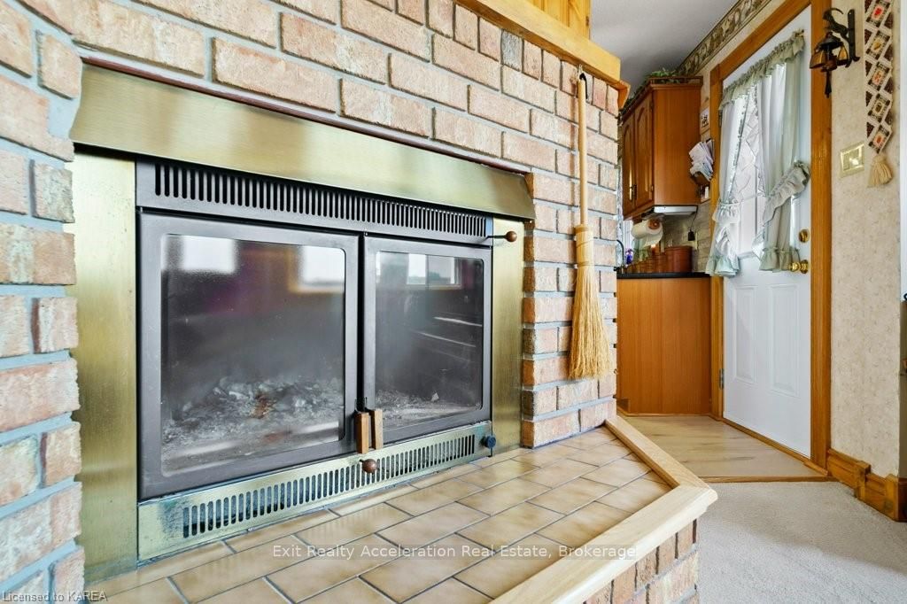 Photo 9 of 923 County Road 1 E, Stone Mills — HOMEH