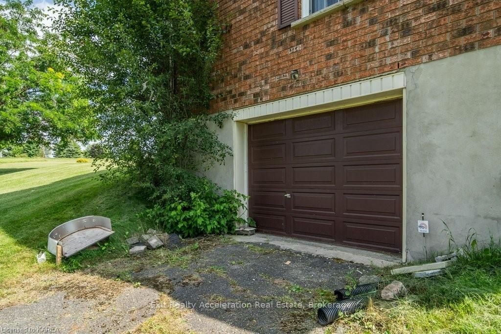 Photo 31 of 923 County Road 1 E, Stone Mills — HOMEH