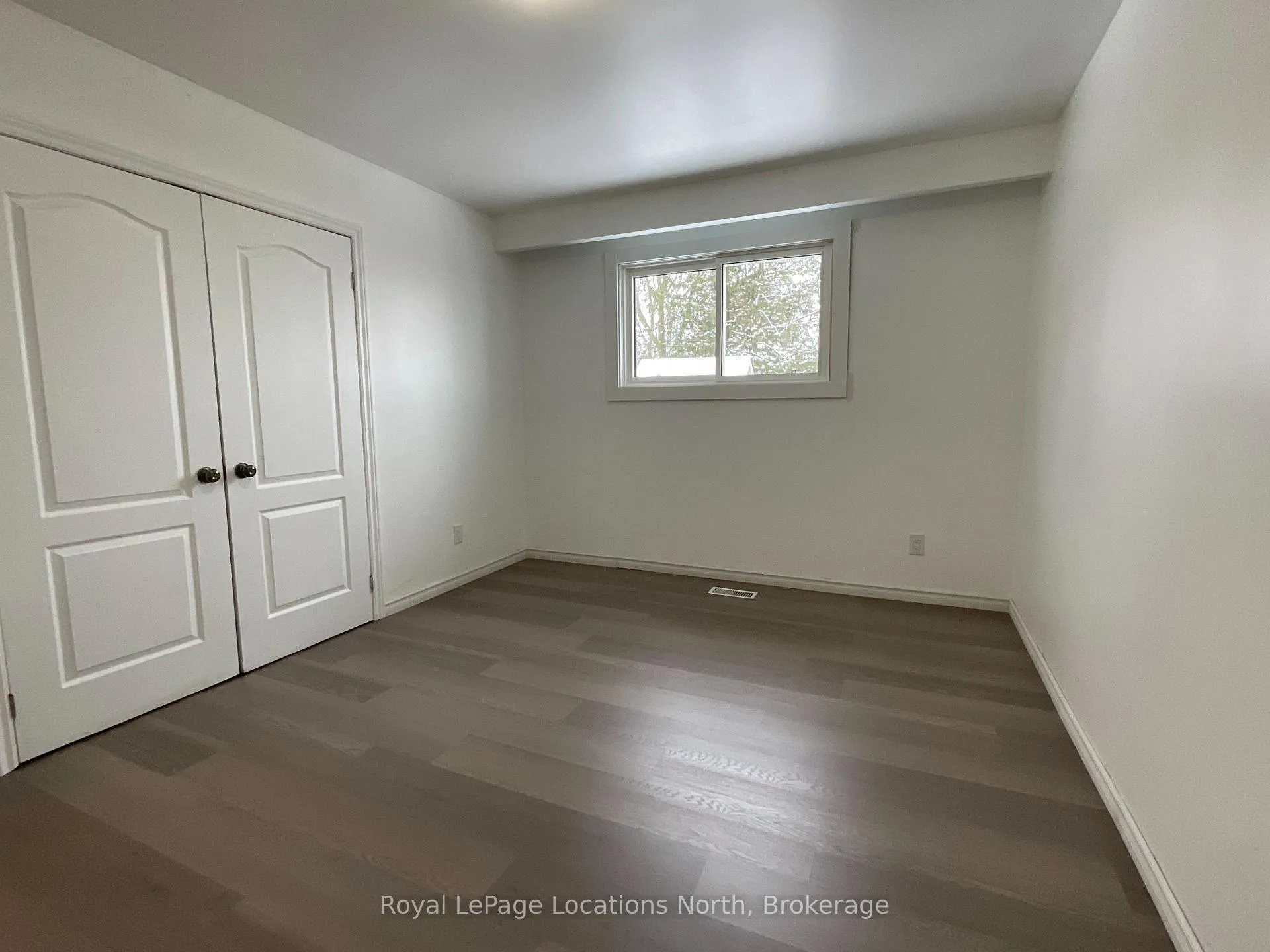 Photo 18 of 248 Eric Street, Clearview, Stayner — HOMEH