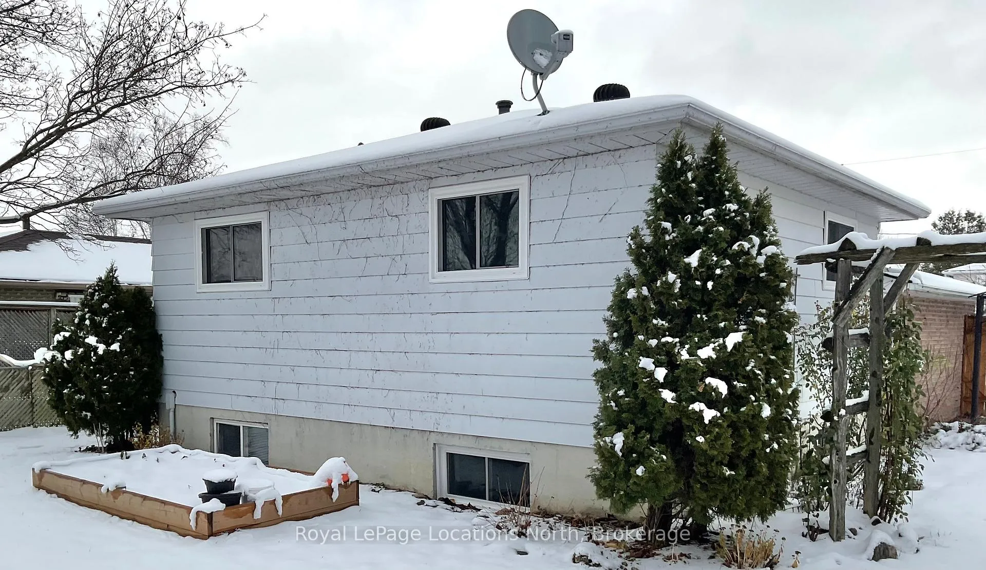 Photo 43 of 248 Eric Street, Clearview, Stayner — HOMEH