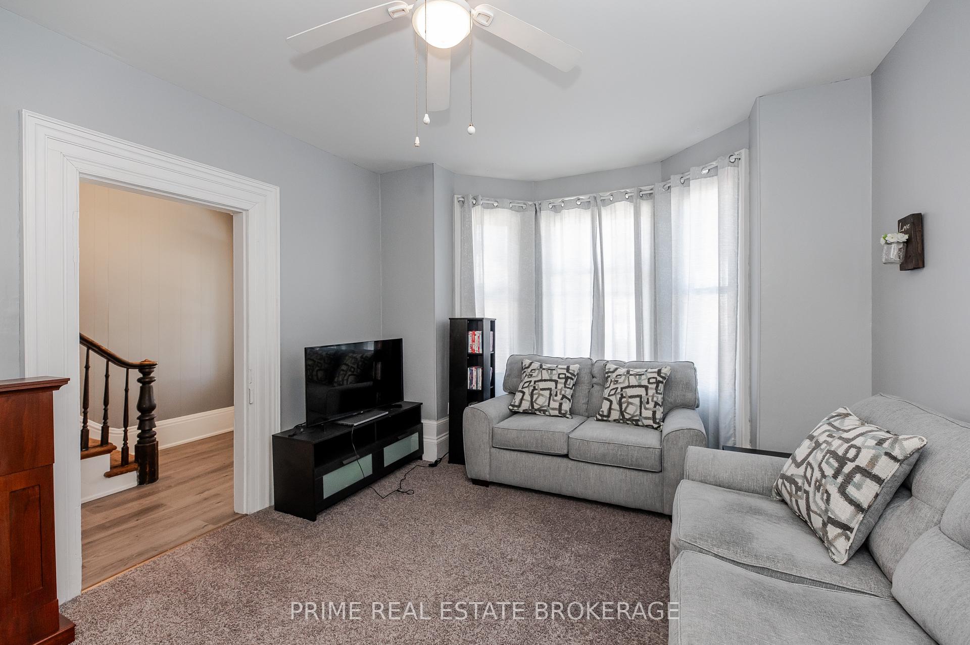 Photo 9 of 21 Yarwood Street, St. Thomas — HOMEH