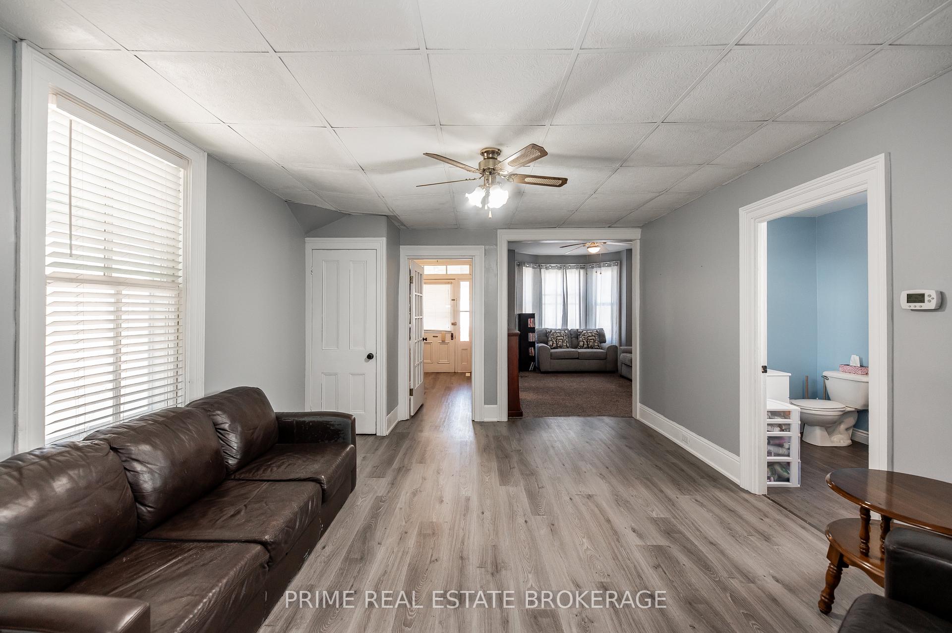 Photo 11 of 21 Yarwood Street, St. Thomas — HOMEH