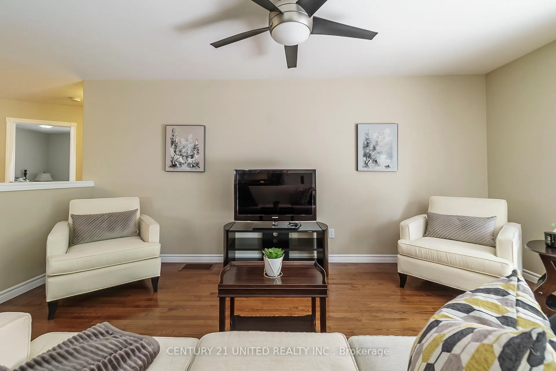 Photo 10 of 441 Bianco Crescent, Peterborough, Monaghan Ward 2 — HOMEH