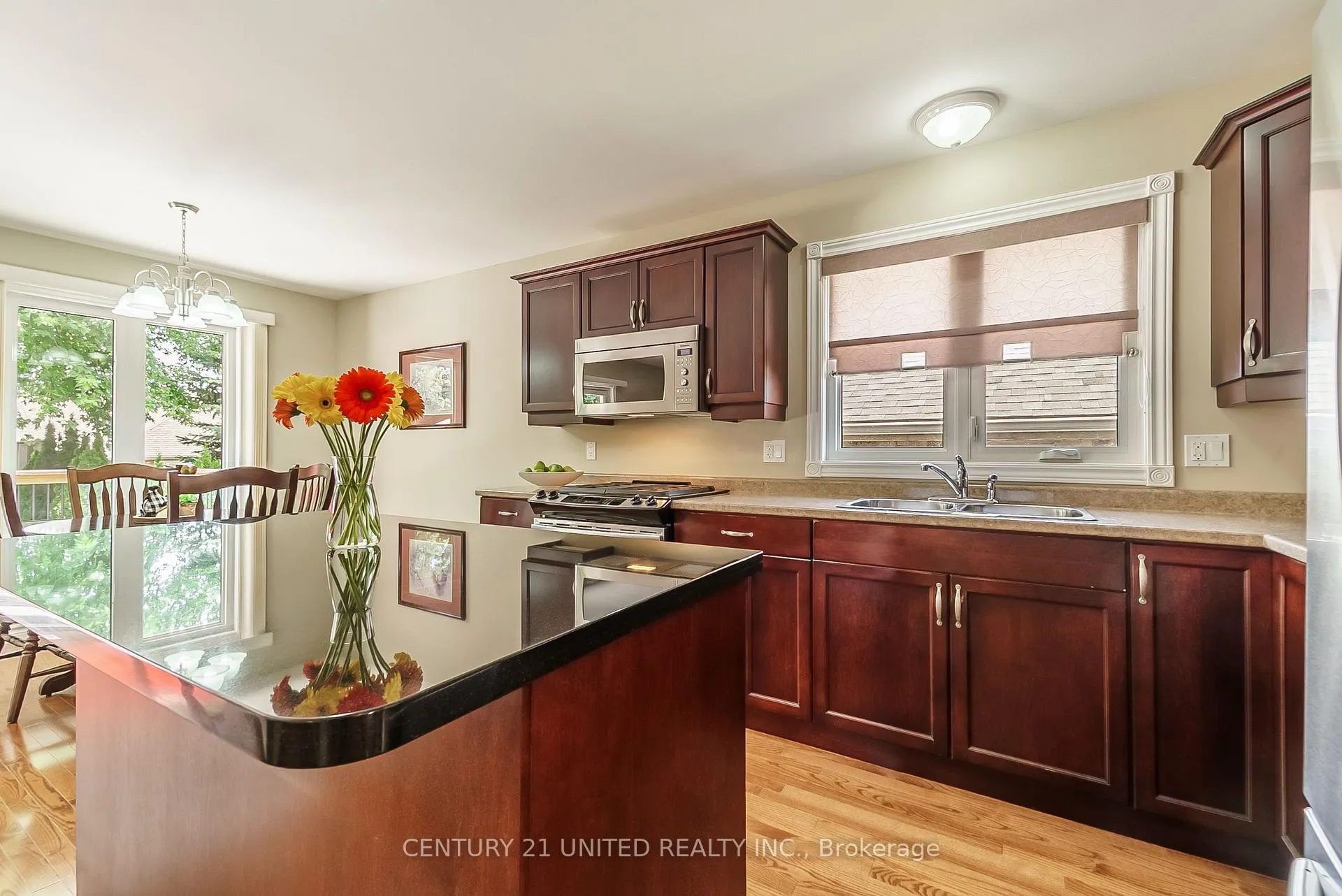 Photo 12 of 441 Bianco Crescent, Peterborough, Monaghan Ward 2 — HOMEH