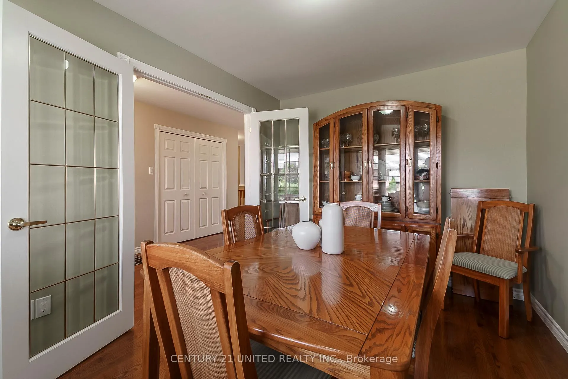 Photo 16 of 441 Bianco Crescent, Peterborough, Monaghan Ward 2 — HOMEH