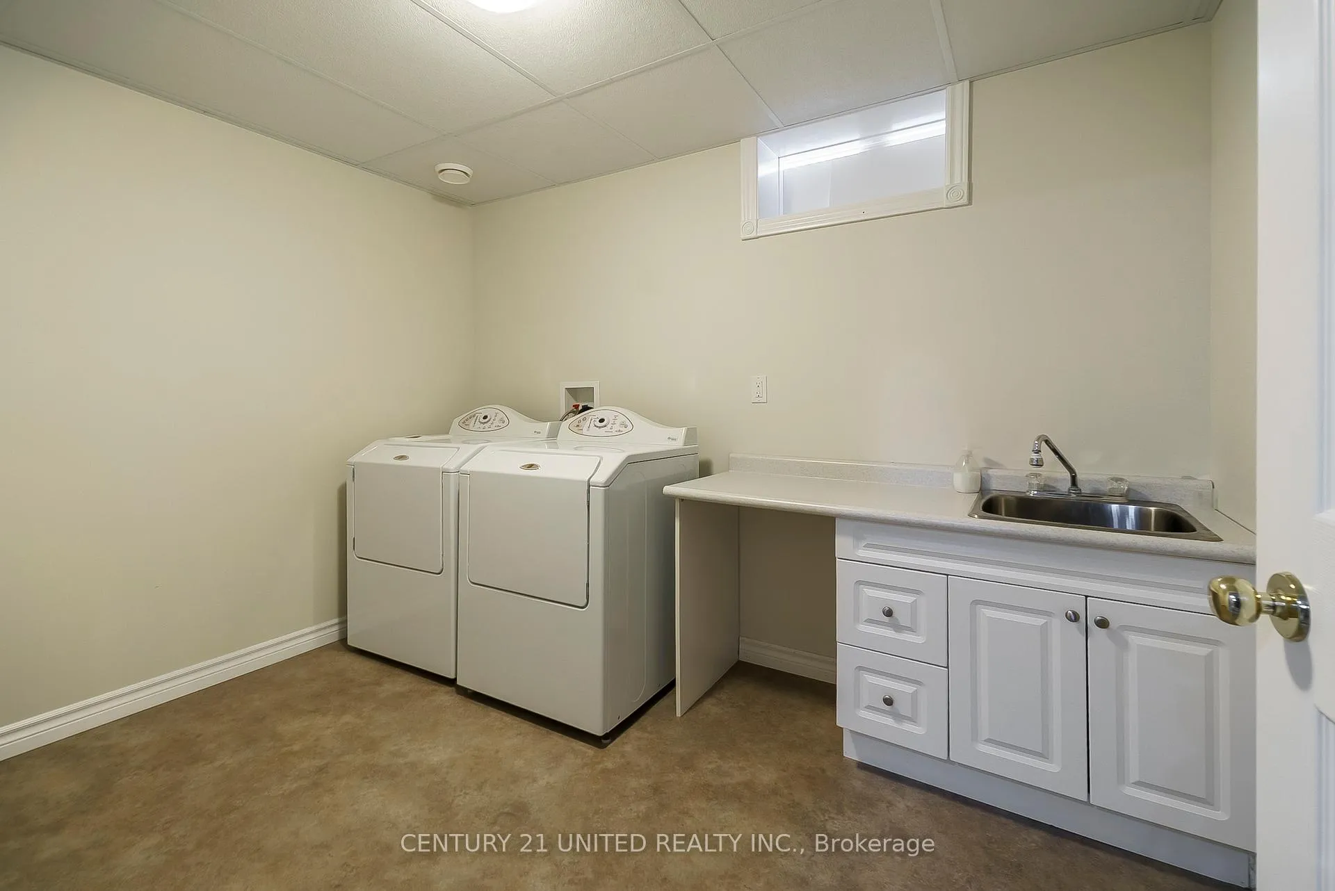 Photo 30 of 441 Bianco Crescent, Peterborough, Monaghan Ward 2 — HOMEH