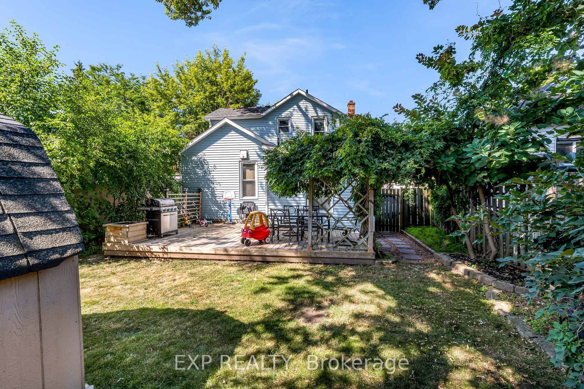 Photo 19 of 96 York Street, St. Catharines, Downtown — HOMEH
