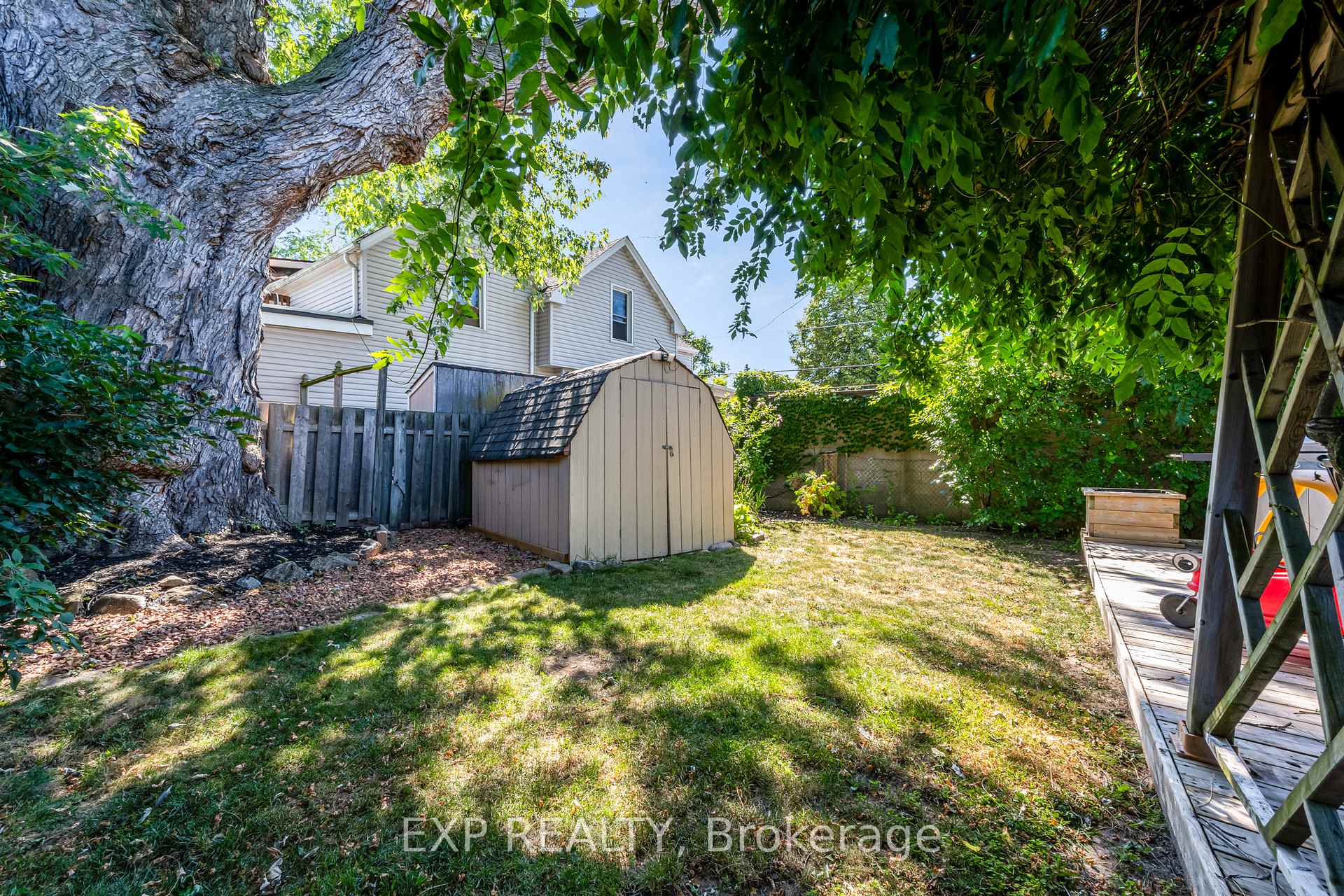 Photo 23 of 96 York Street, St. Catharines, Downtown — HOMEH