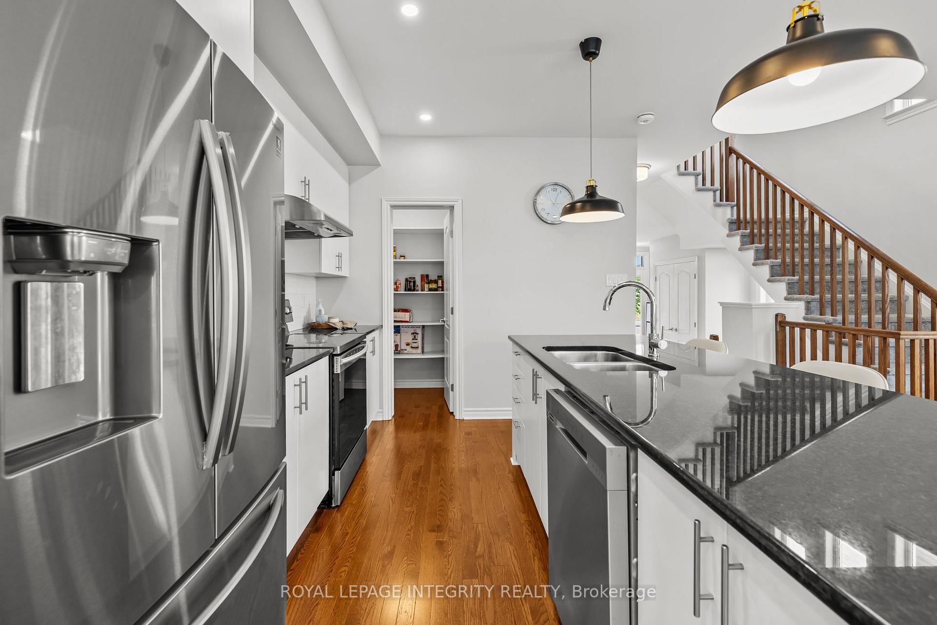 Photo 12 of 98 Jardiniere Street, Ottawa, Remainder of Stittsville & Area — HOMEH