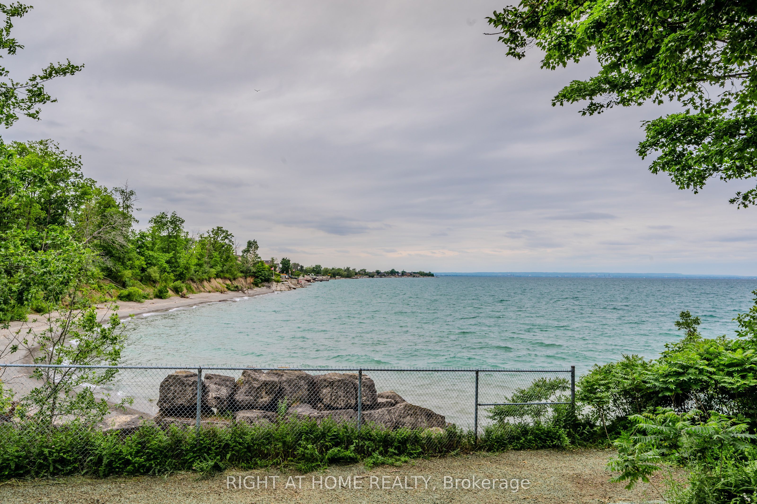 Photo 77 of 2 Campview Road, Hamilton, Winona Park — HOMEH