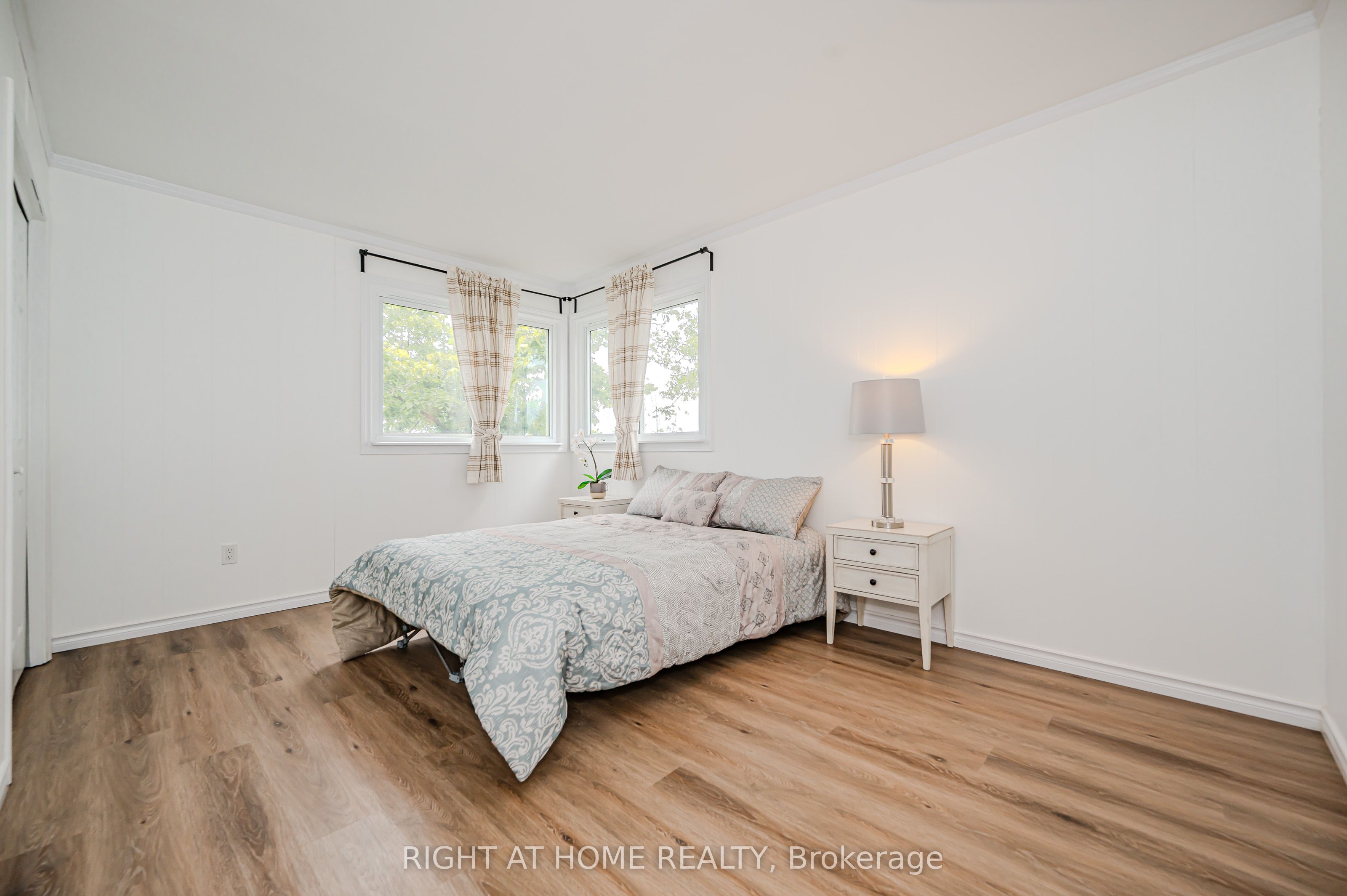 Photo 56 of 2 Campview Road, Hamilton, Winona Park — HOMEH