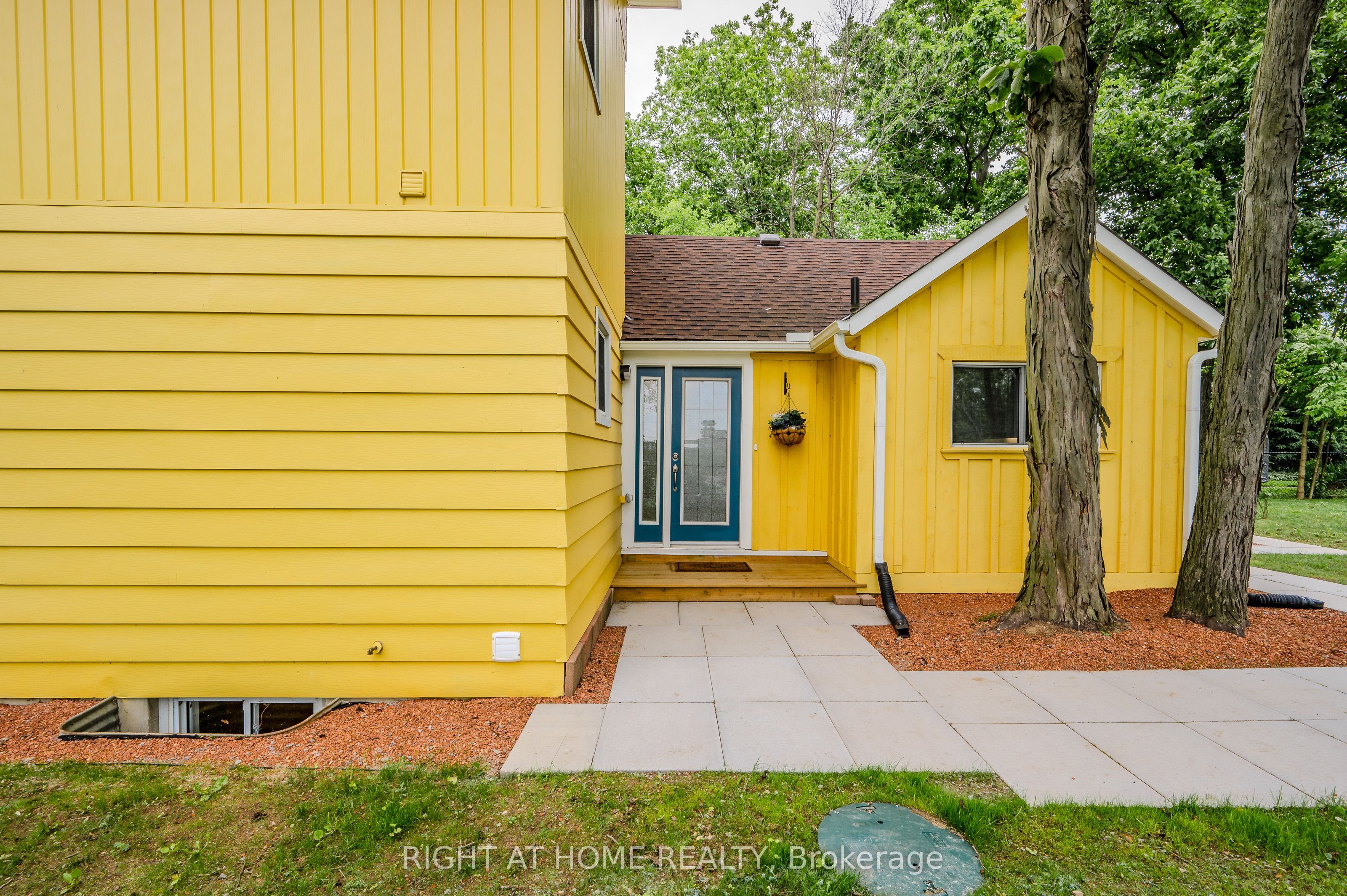Photo 68 of 2 Campview Road, Hamilton, Winona Park — HOMEH