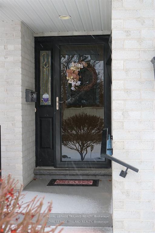 Photo 7 of 53 Augusta Crescent, St. Thomas — HOMEH