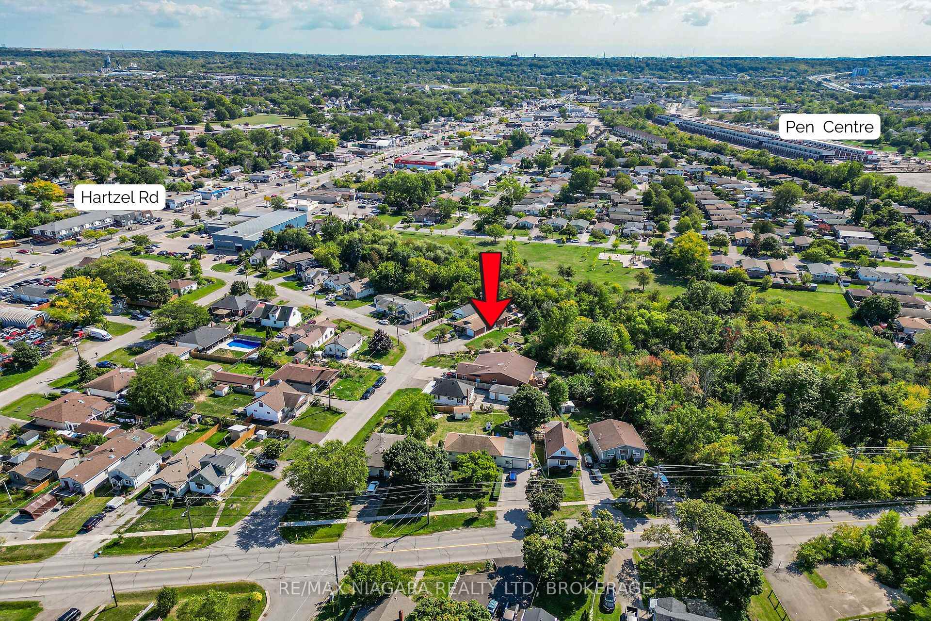 Photo 5 of 5 Lucerne Place, St. Catharines, Oakdale — HOMEH