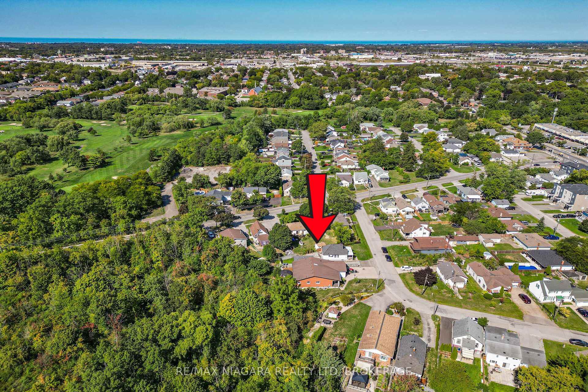 Photo 7 of 5 Lucerne Place, St. Catharines, Oakdale — HOMEH