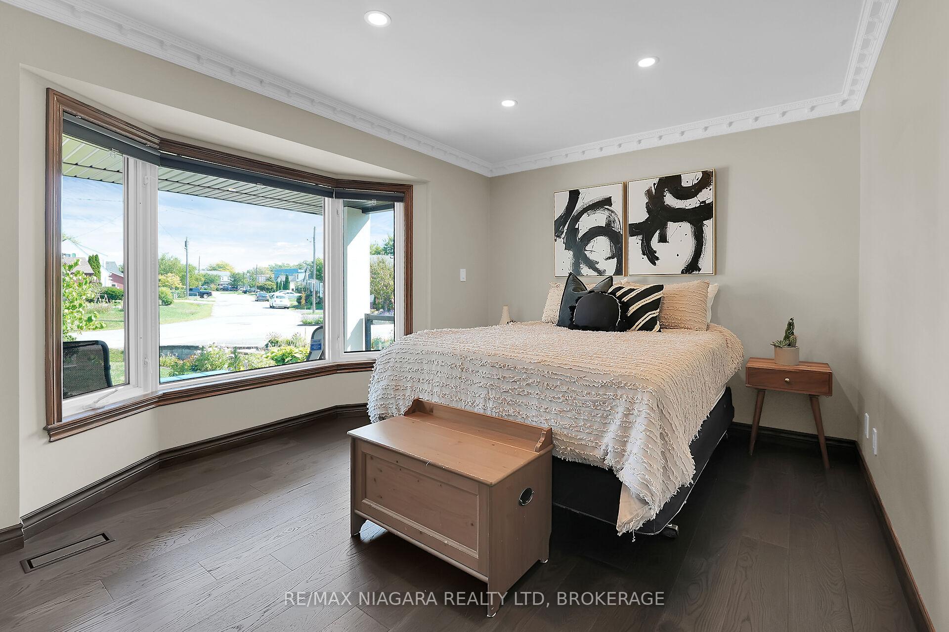Photo 10 of 5 Lucerne Place, St. Catharines, Oakdale — HOMEH