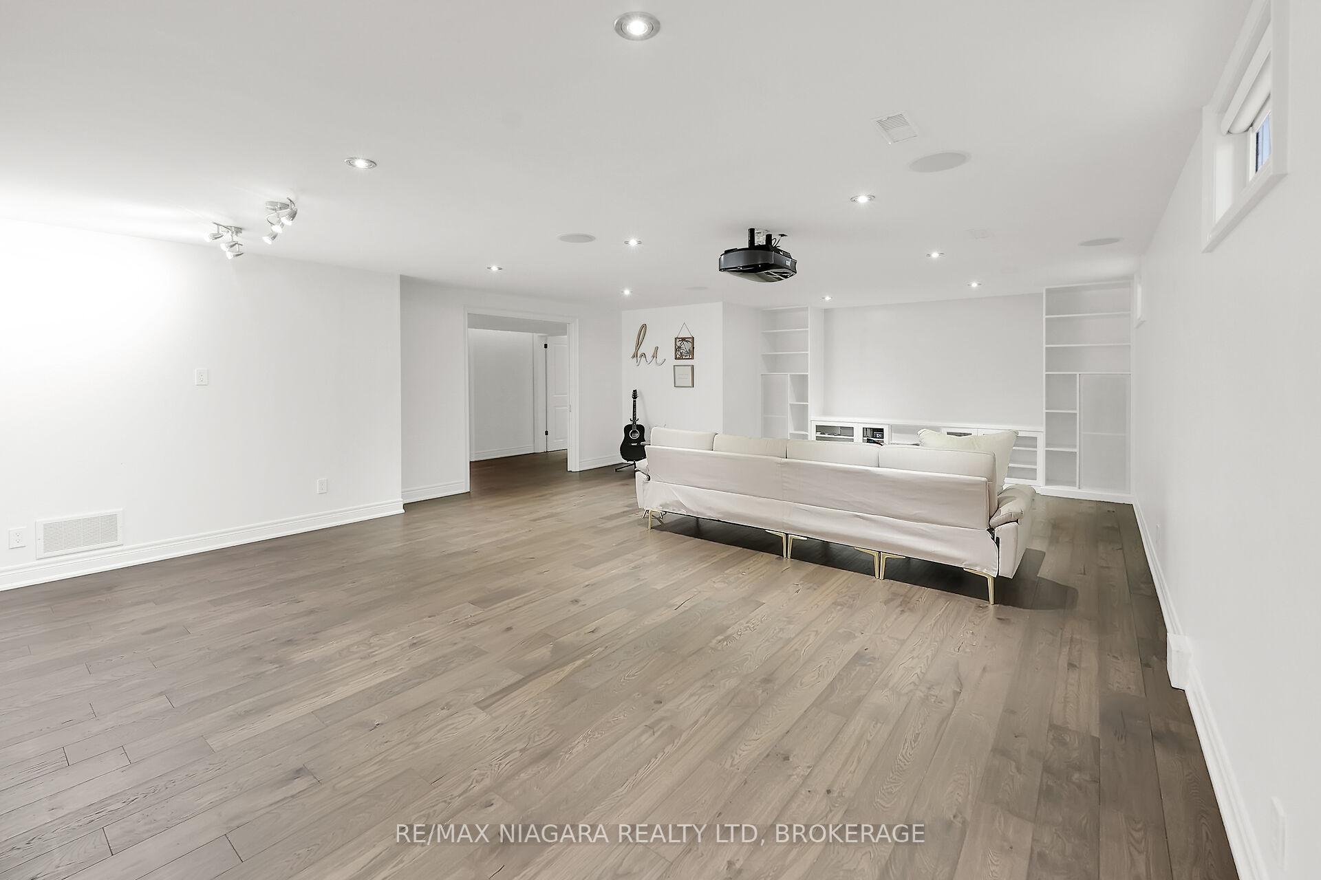 Photo 33 of 5 Lucerne Place, St. Catharines, Oakdale — HOMEH