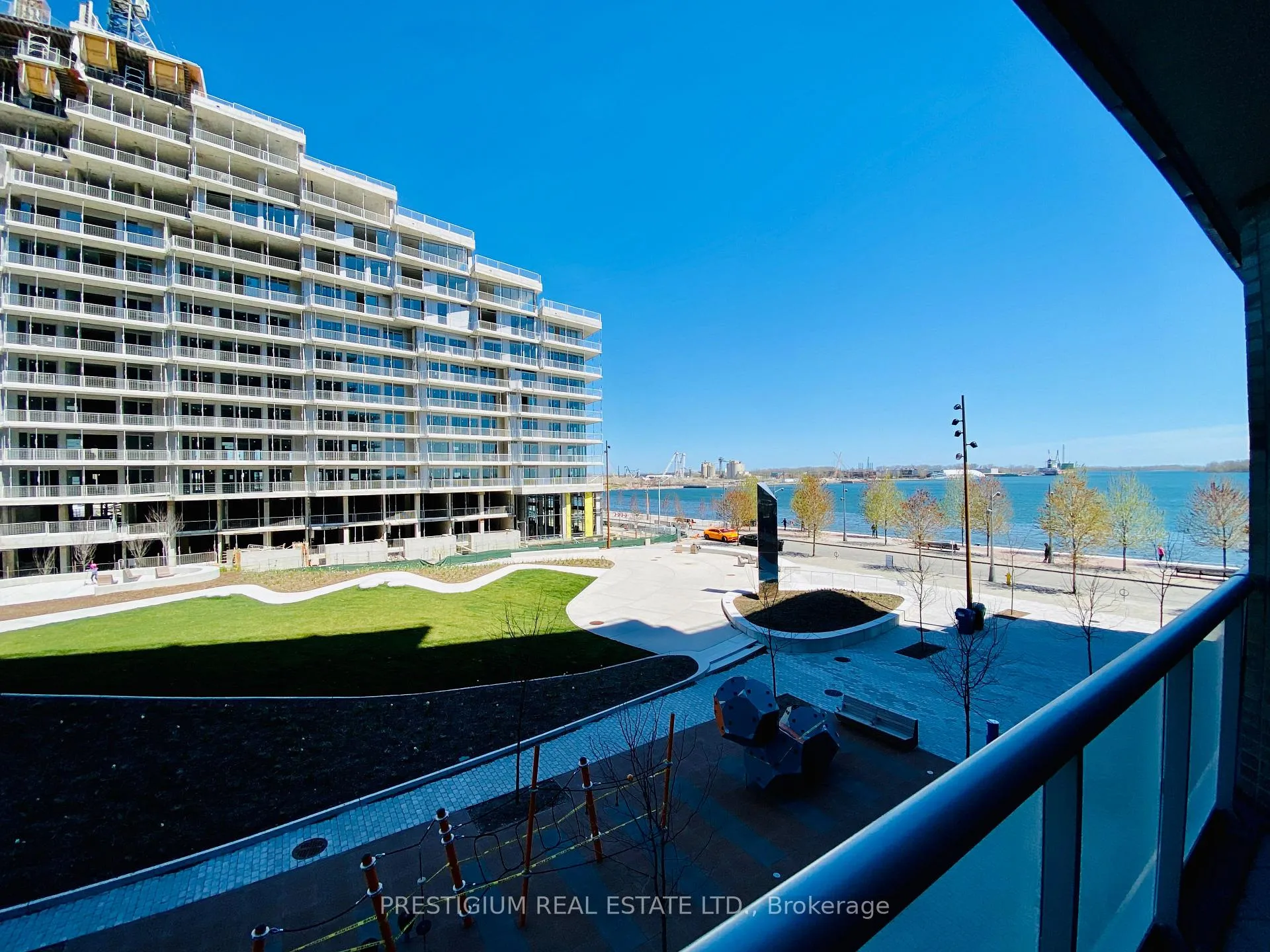 Photo 13 of Unit 219, 1 Edgewater Drive, Toronto, Waterfront Communities — HOMEH