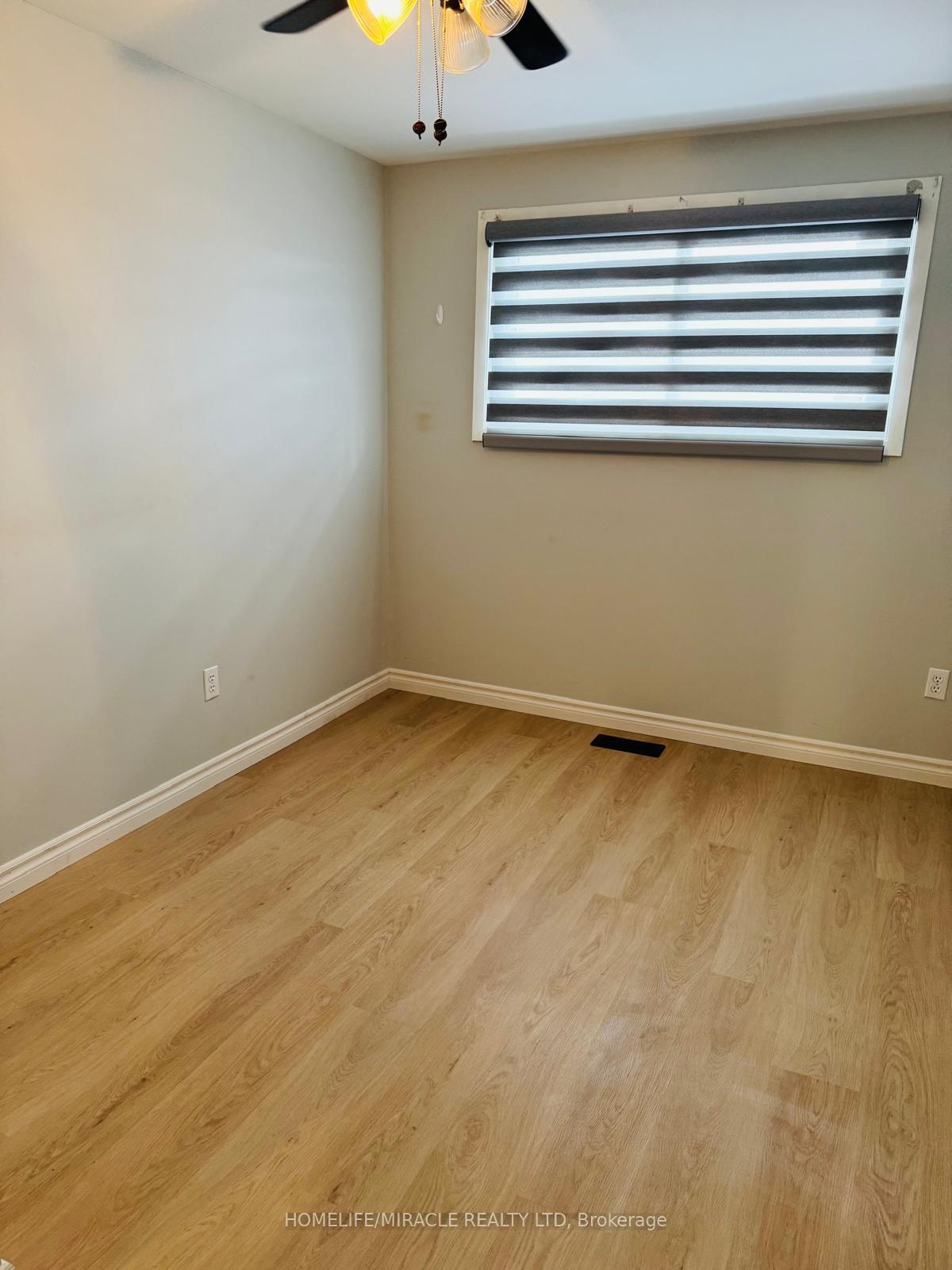 Photo 5 of 192 Dorchester Boulevard, St. Catharines, Carlton/Bunting — HOMEH