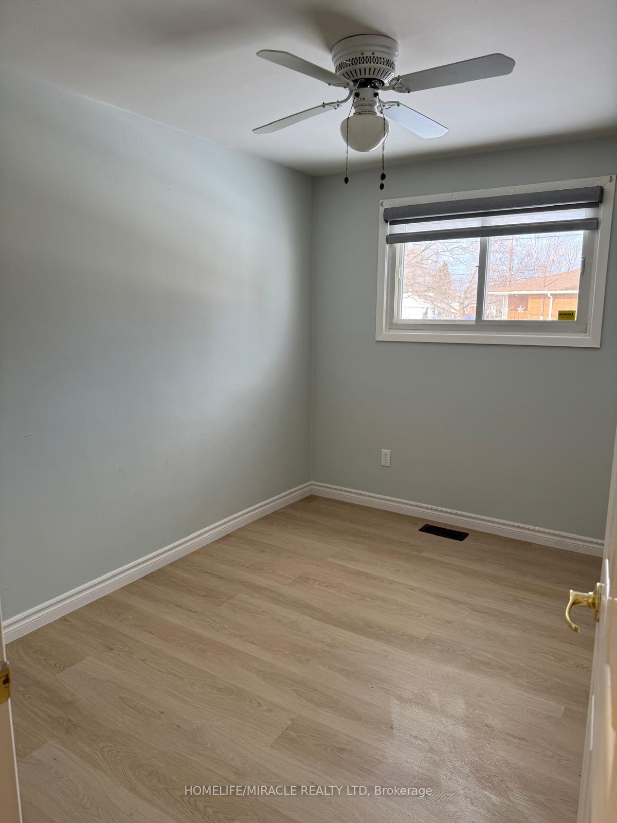 Photo 6 of 192 Dorchester Boulevard, St. Catharines, Carlton/Bunting — HOMEH