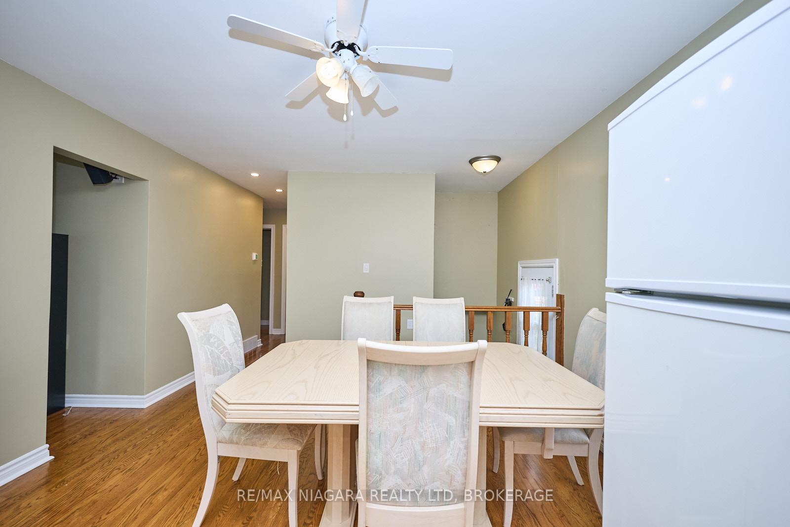 Photo 12 of 23 Huntley Crescent, St. Catharines, Carlton/Bunting — HOMEH