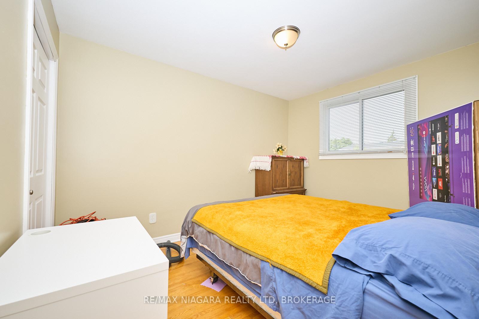 Photo 18 of 23 Huntley Crescent, St. Catharines, Carlton/Bunting — HOMEH