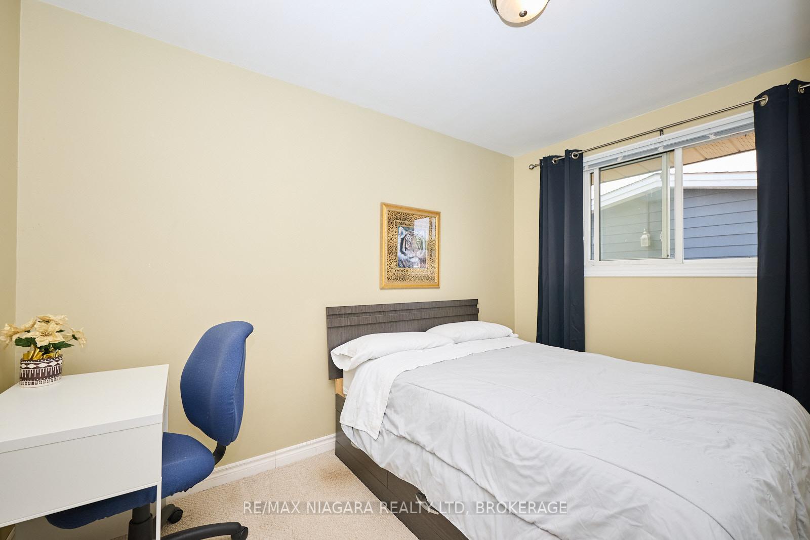 Photo 19 of 23 Huntley Crescent, St. Catharines, Carlton/Bunting — HOMEH