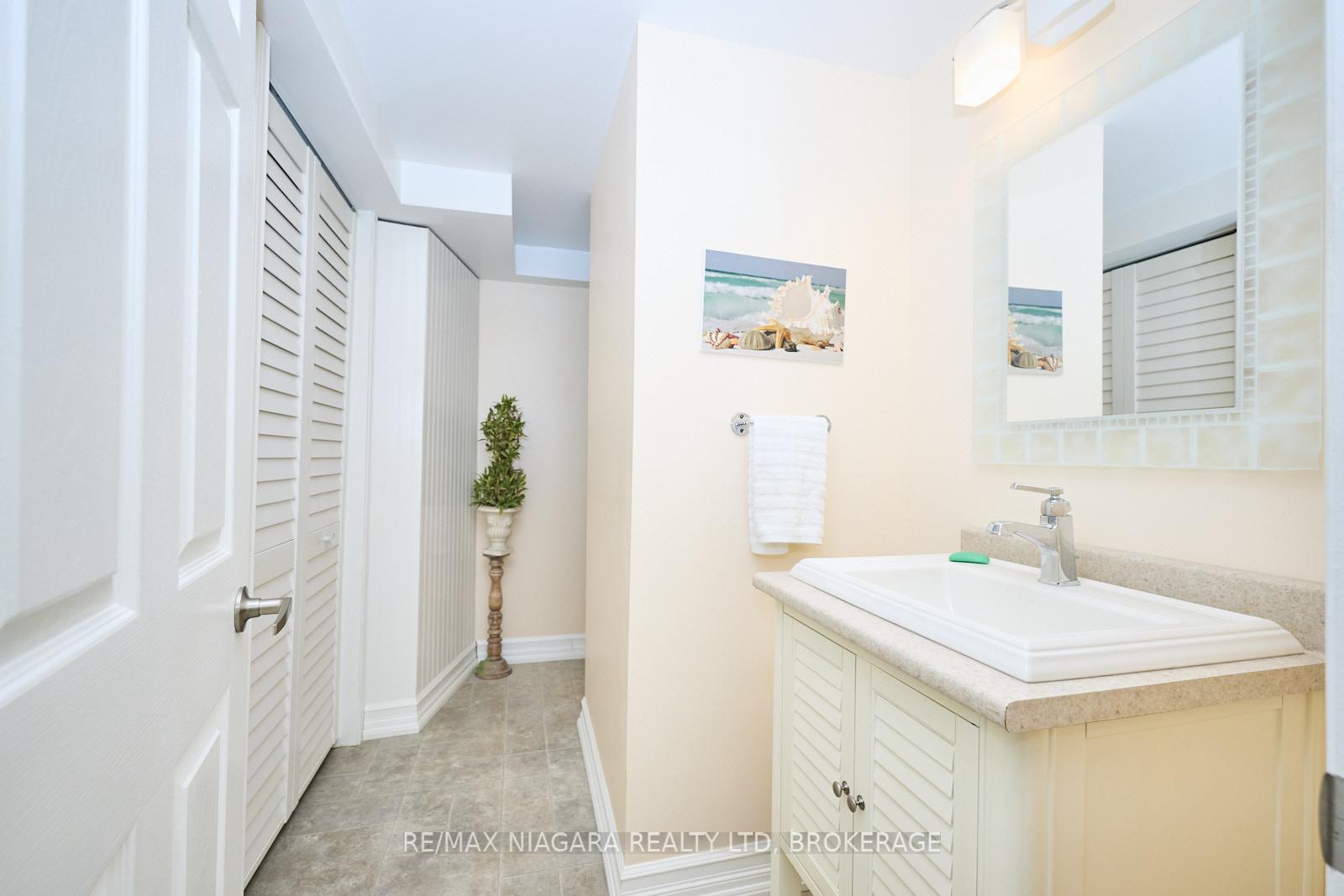 Photo 26 of 23 Huntley Crescent, St. Catharines, Carlton/Bunting — HOMEH