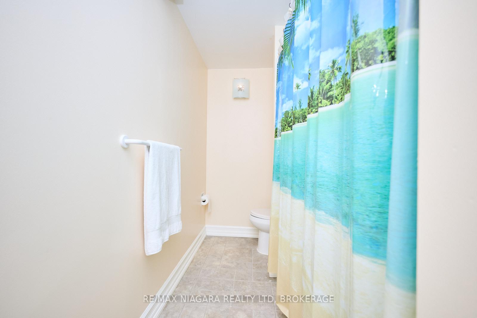 Photo 27 of 23 Huntley Crescent, St. Catharines, Carlton/Bunting — HOMEH