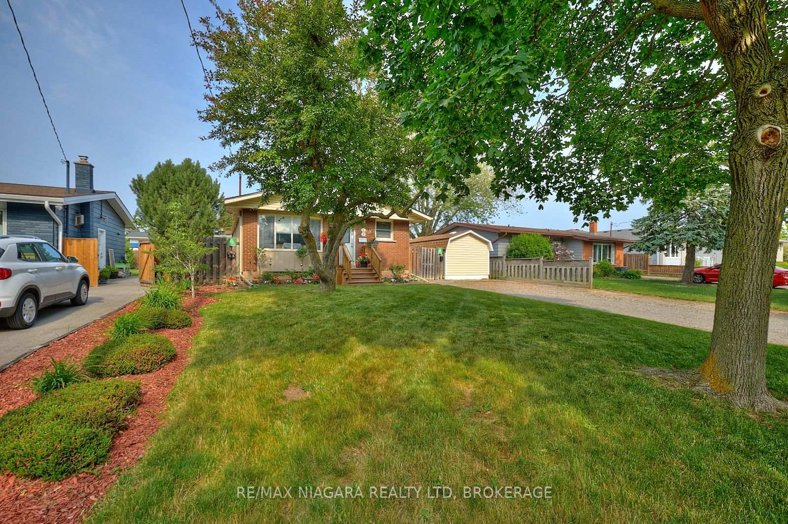 Photo 28 of 23 Huntley Crescent, St. Catharines, Carlton/Bunting — HOMEH