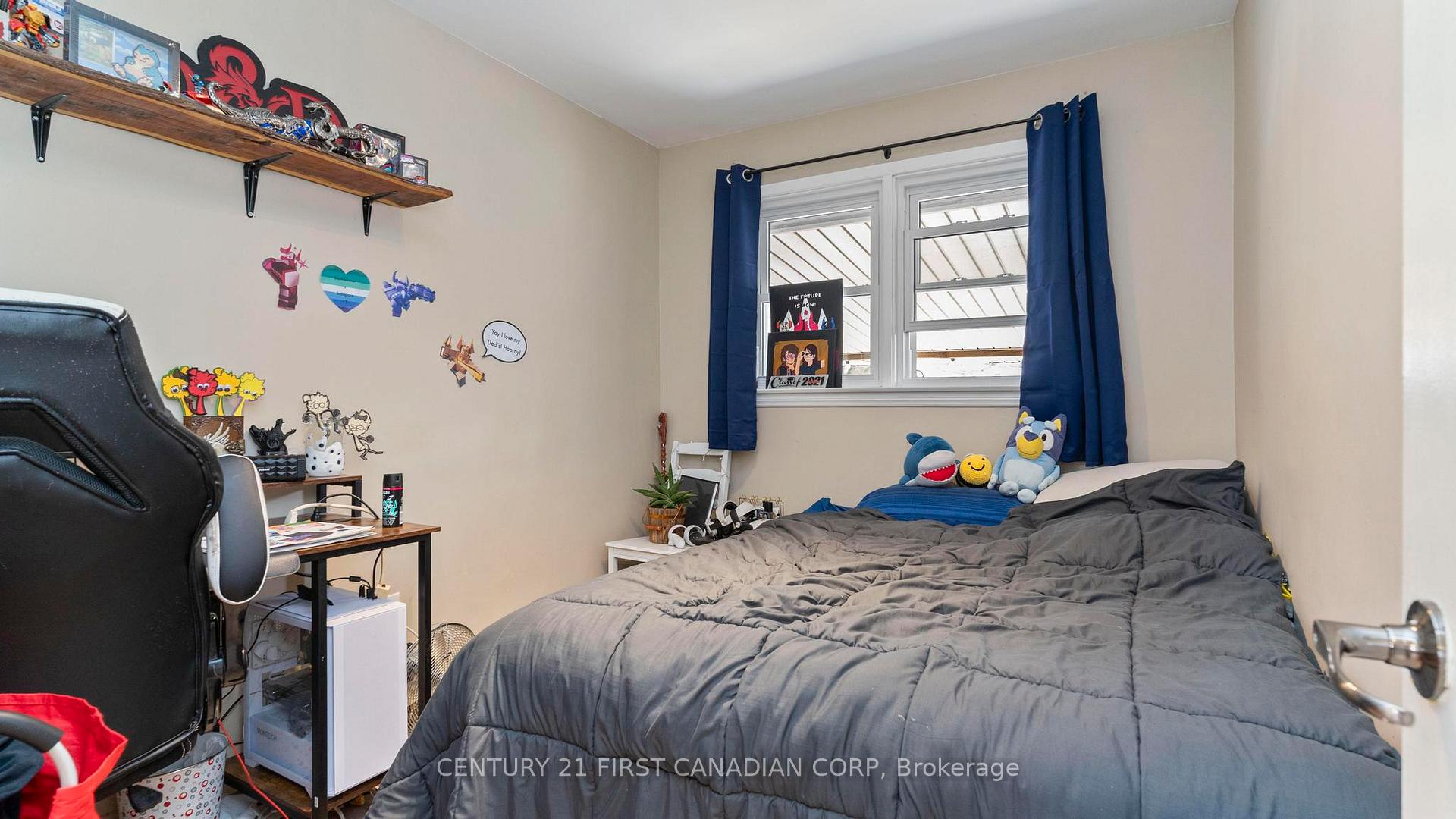 Photo 16 of 7 Cedar Street, St. Thomas — HOMEH