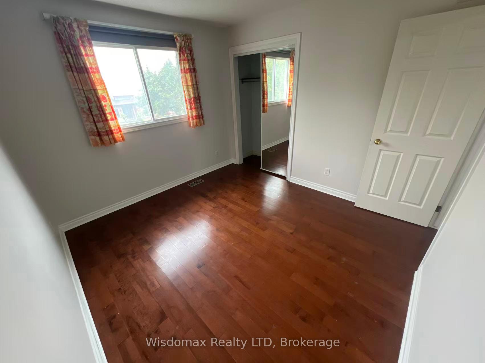 Photo 2 of 26 Consiglia Drive, St. Catharines, Rykert/Vansickle — HOMEH