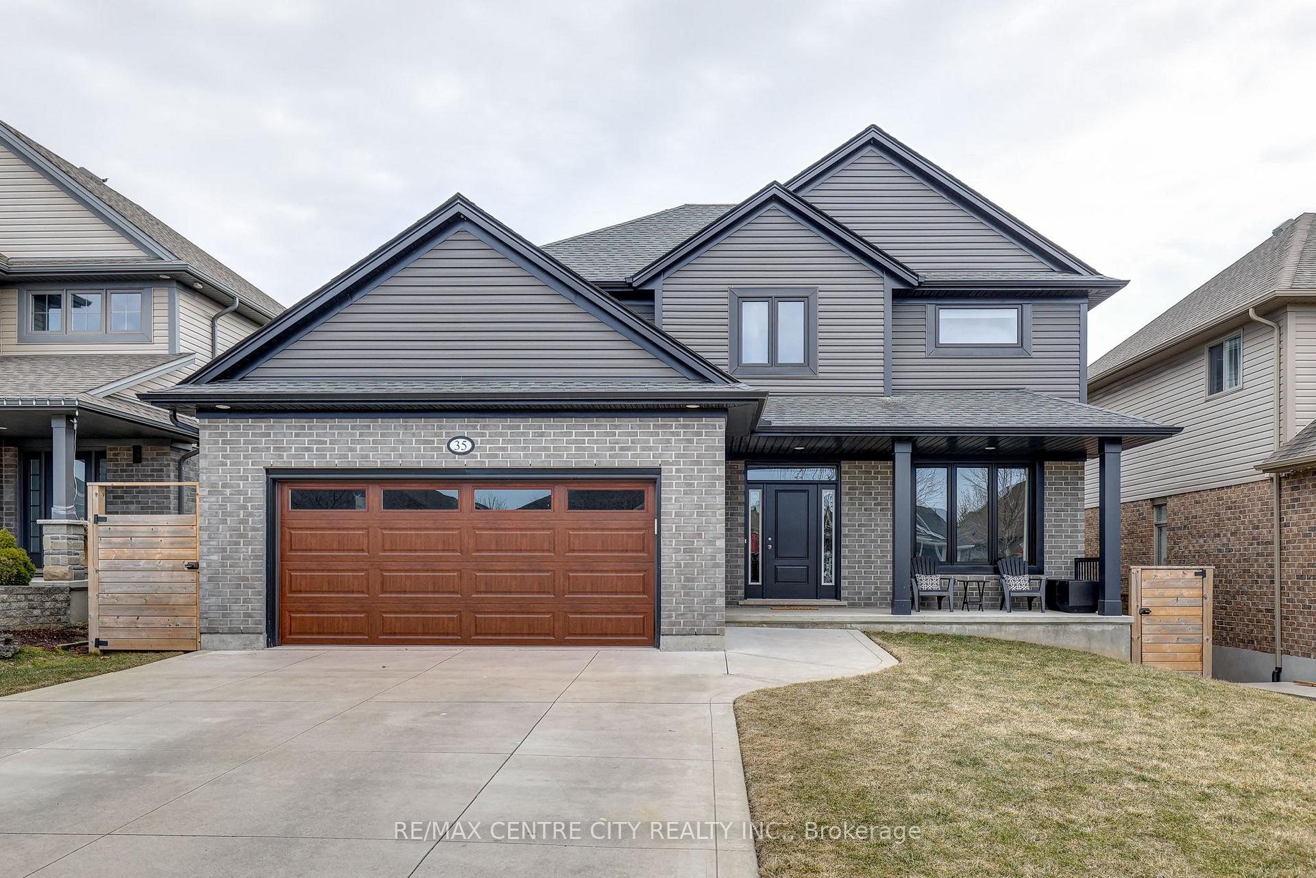Photo 1 of 35 Blairmont Terrace, St. Thomas — HOMEH