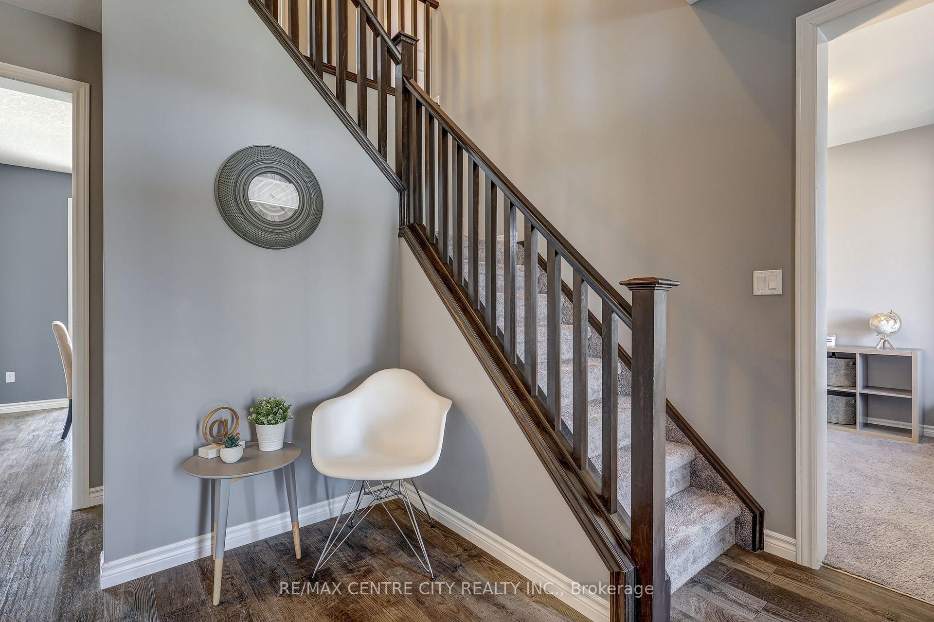 Photo 5 of 35 Blairmont Terrace, St. Thomas — HOMEH